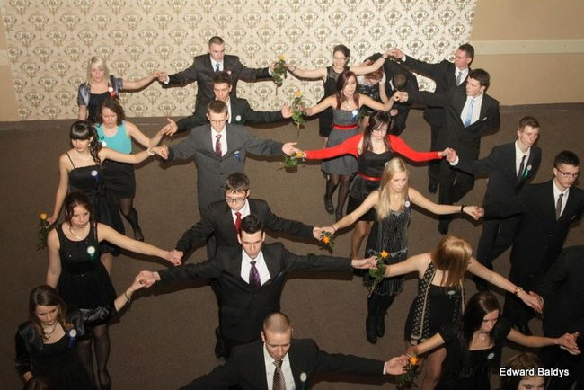 Studniówka ZSET w Finezji (zdjęcia)