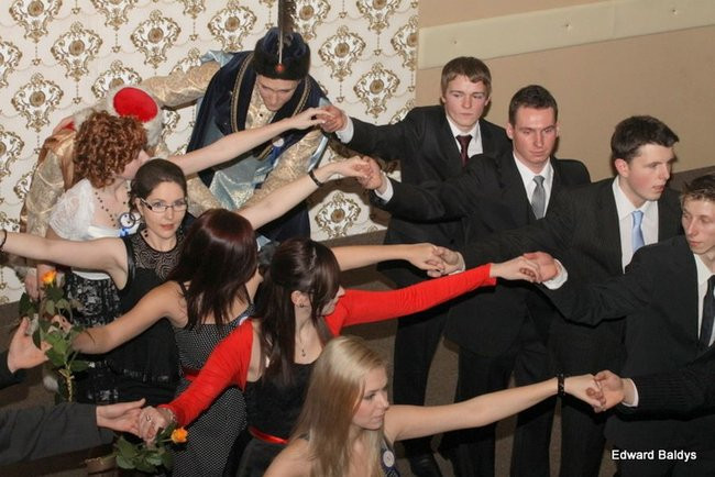 Studniówka ZSET w Finezji (zdjęcia)