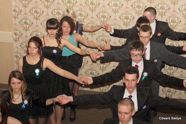 Studniówka ZSET w Finezji (zdjęcia)