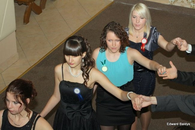 Studniówka ZSET w Finezji (zdjęcia)