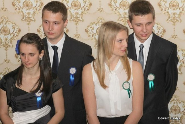 Studniówka ZSET w Finezji (zdjęcia)