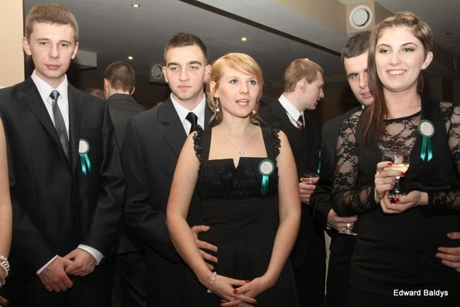 Studniówka ZSET w Finezji (zdjęcia)