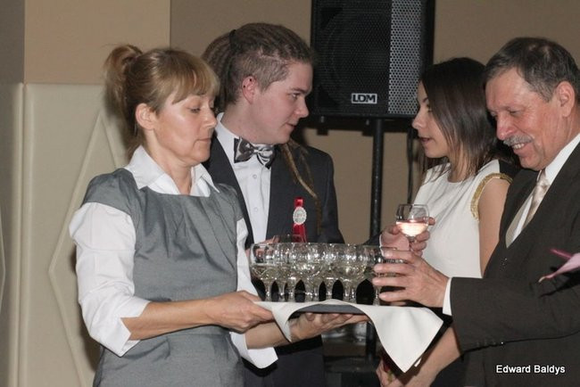 Studniówka ZST w Lesznie  (zdjęcia)