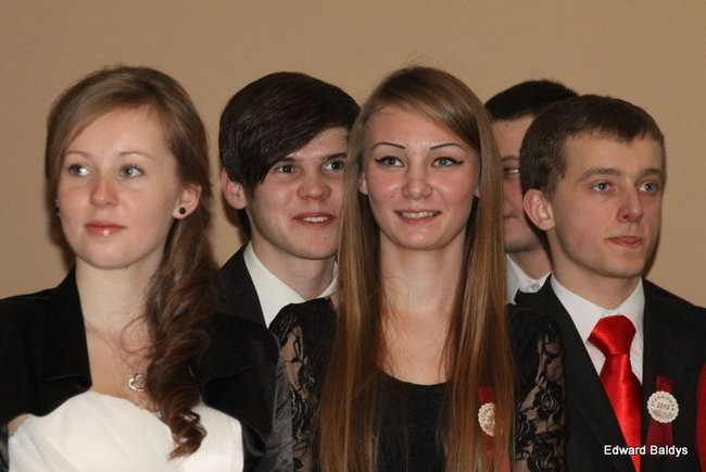 Studniówka ZST w Lesznie  (zdjęcia)