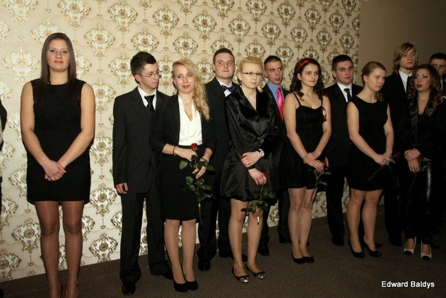 Studniówka ZST w Lesznie  (zdjęcia)