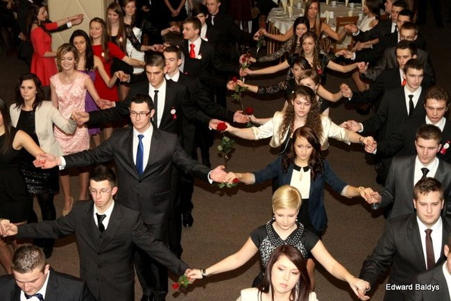 Studniówka ZST w Lesznie  (zdjęcia)