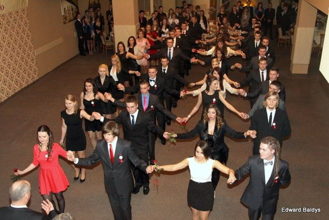 Studniówka ZST w Lesznie  (zdjęcia)