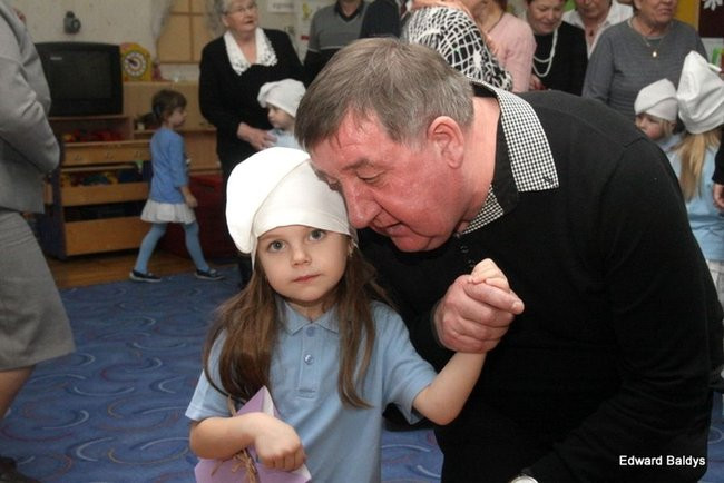 Dzień Babci i Dziadka w Przedszkolu nr 19 (zdjęcia)