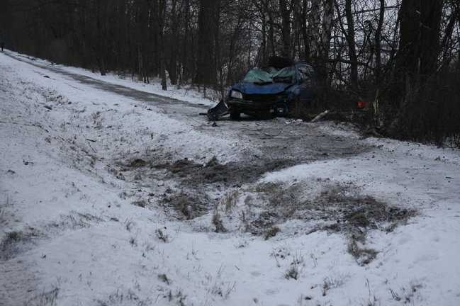 Subaru przeleciało nad ścieżką dla rowerów (zdjęcia)