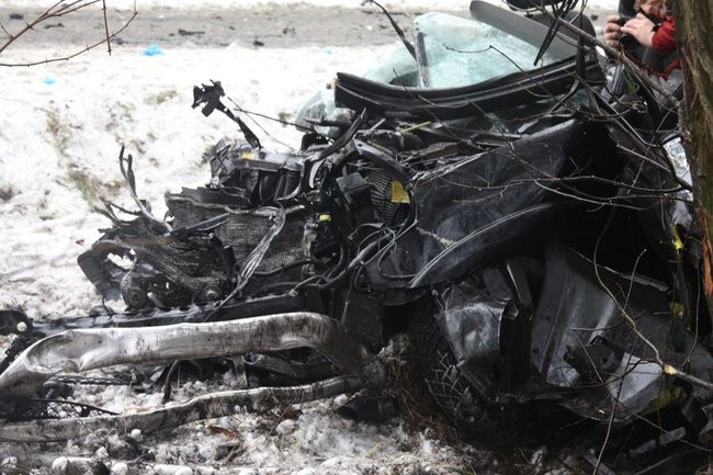 Czołówka między Krzyżowcem a Jezierzycami (zdjęcia)