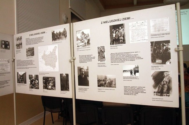 Ta wystawa to lekcja historii (zdjęcia)