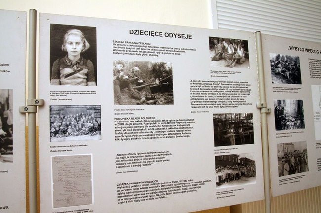 Ta wystawa to lekcja historii (zdjęcia)