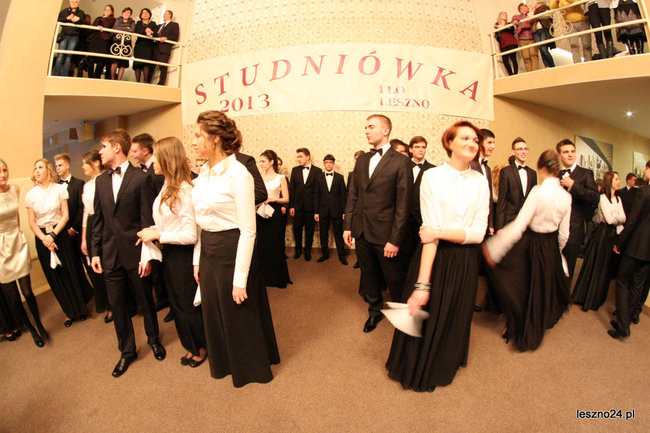 Studniówkowe szaleństwo I LO (zdjęcia)