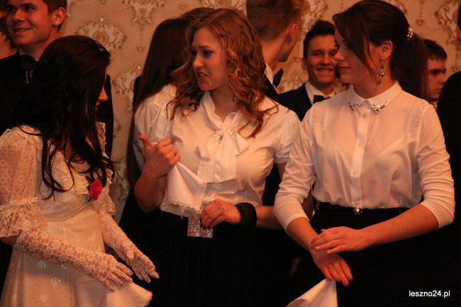 Studniówkowe szaleństwo I LO (zdjęcia)