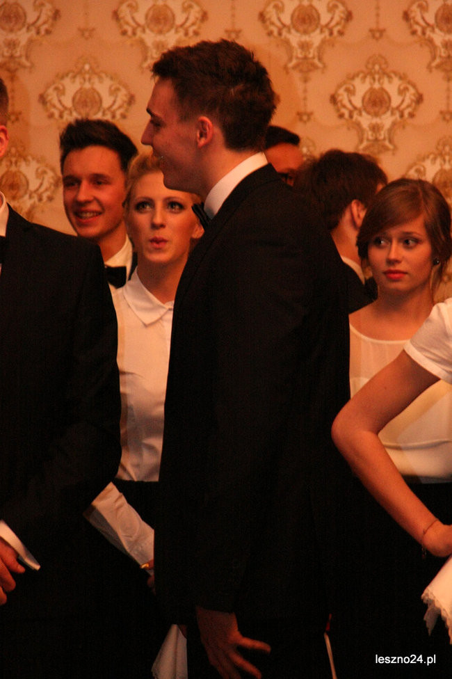 Studniówkowe szaleństwo I LO (zdjęcia)