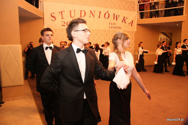 Studniówkowe szaleństwo I LO (zdjęcia)