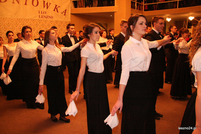 Studniówkowe szaleństwo I LO (zdjęcia)