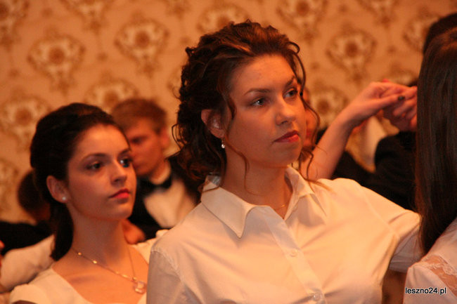 Studniówkowe szaleństwo I LO (zdjęcia)