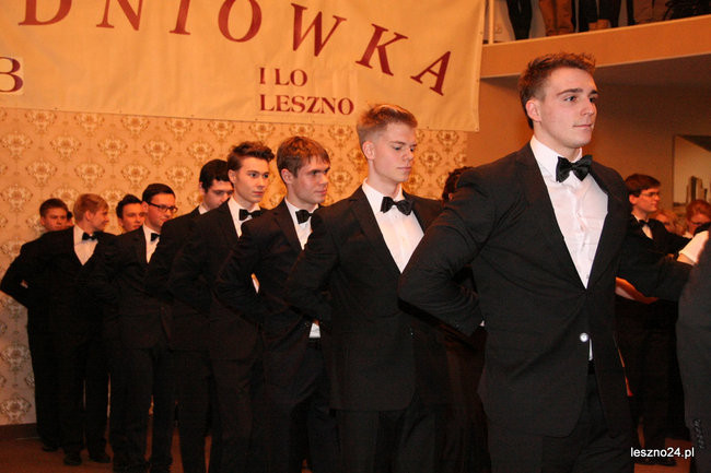 Studniówkowe szaleństwo I LO (zdjęcia)