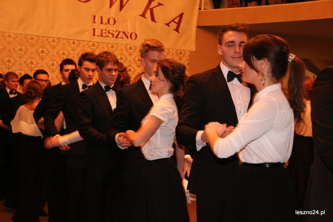 Studniówkowe szaleństwo I LO (zdjęcia)