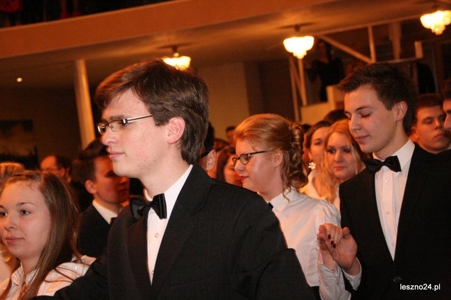 Studniówkowe szaleństwo I LO (zdjęcia)