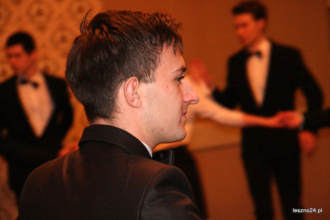 Studniówkowe szaleństwo I LO (zdjęcia)