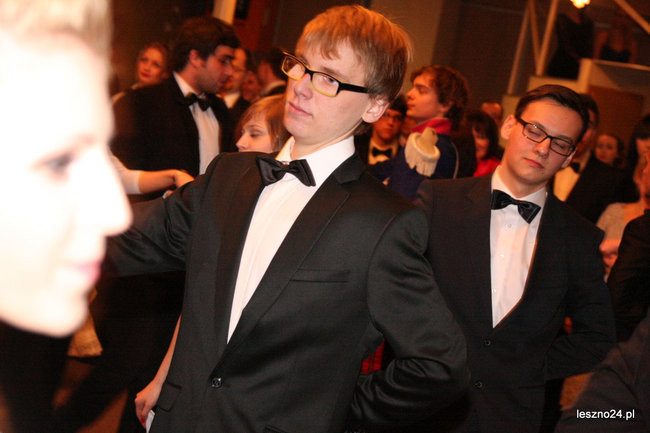 Studniówkowe szaleństwo I LO (zdjęcia)