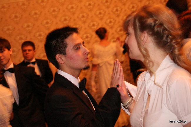 Studniówkowe szaleństwo I LO (zdjęcia)