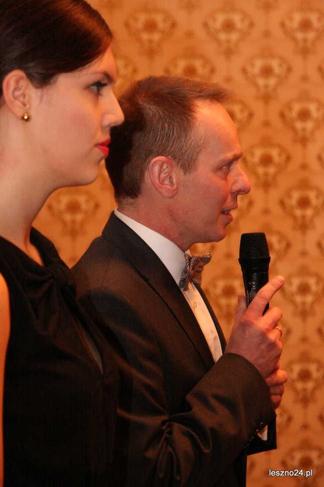 Studniówkowe szaleństwo I LO (zdjęcia)