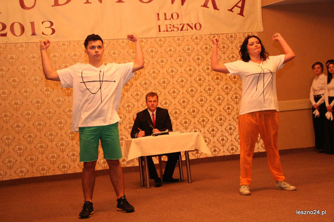 Studniówkowe szaleństwo I LO (zdjęcia)