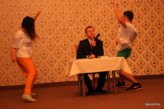 Studniówkowe szaleństwo I LO (zdjęcia)