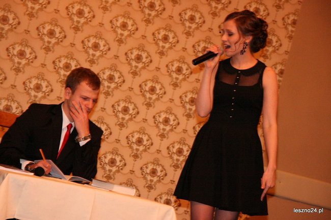 Studniówkowe szaleństwo I LO (zdjęcia)