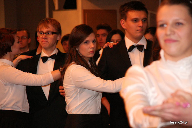 Studniówkowe szaleństwo I LO (zdjęcia)