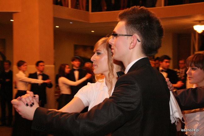 Studniówkowe szaleństwo I LO (zdjęcia)