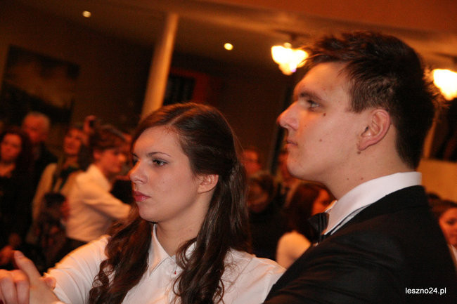 Studniówkowe szaleństwo I LO (zdjęcia)