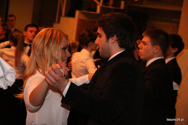 Studniówkowe szaleństwo I LO (zdjęcia)