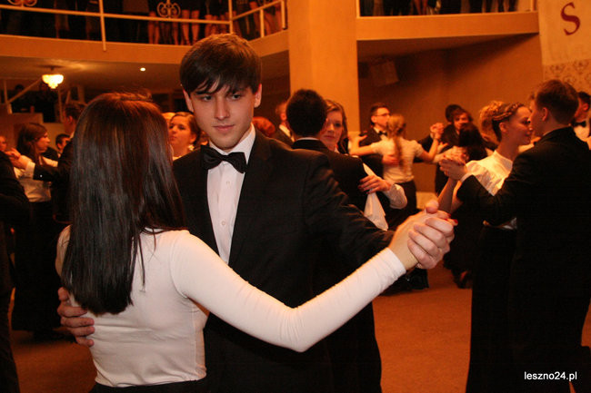 Studniówkowe szaleństwo I LO (zdjęcia)