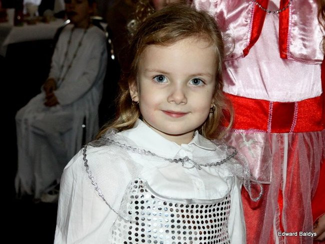 Dziecięcy karnawał w Wojnowicach (zdjęcia)