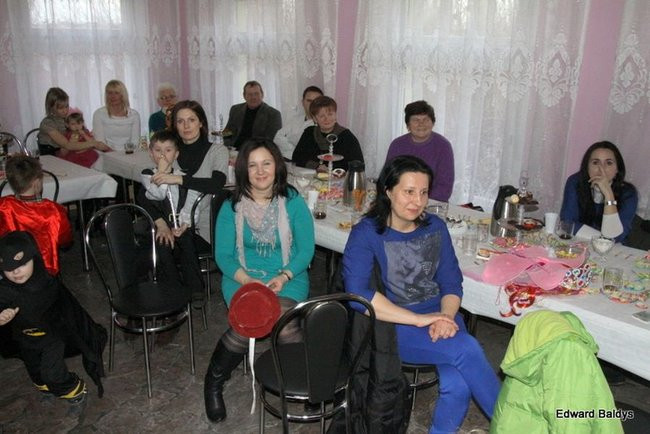 Dziecięcy karnawał w Wojnowicach (zdjęcia)