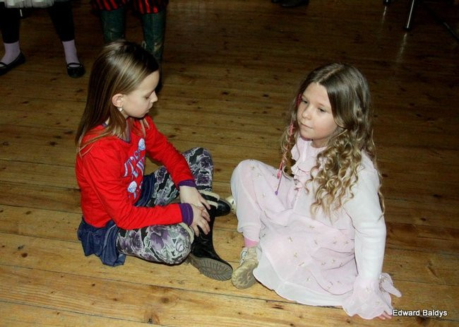 Dziecięcy karnawał w Wojnowicach (zdjęcia)