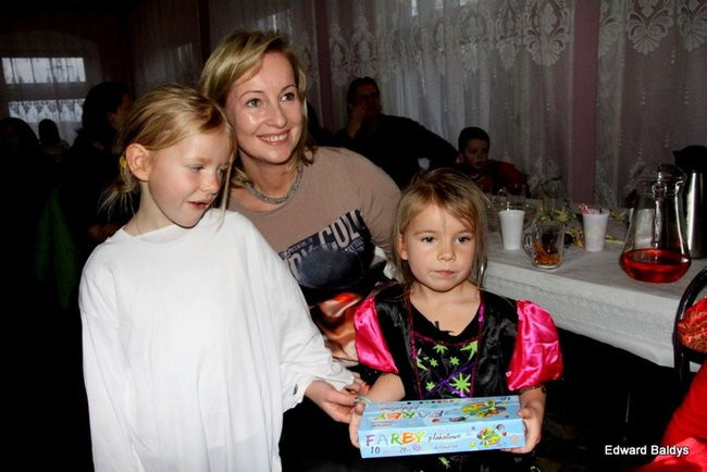 Dziecięcy karnawał w Wojnowicach (zdjęcia)