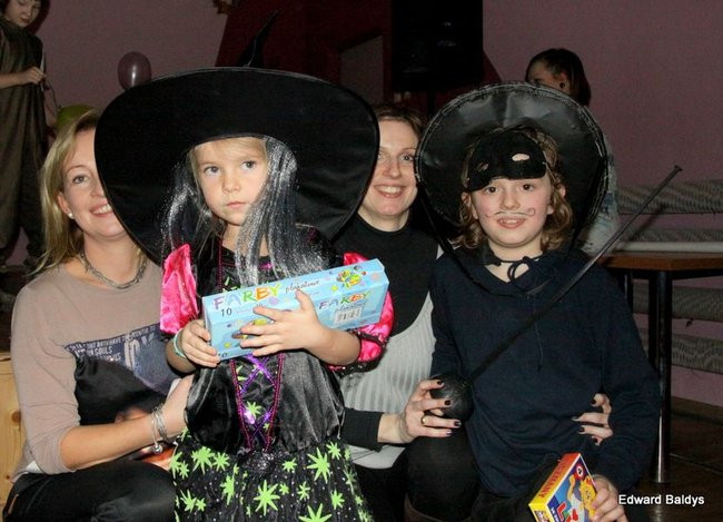 Dziecięcy karnawał w Wojnowicach (zdjęcia)