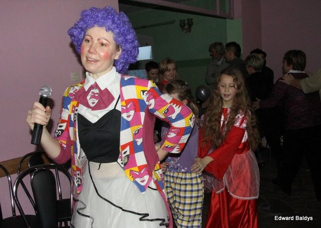 Dziecięcy karnawał w Wojnowicach (zdjęcia)