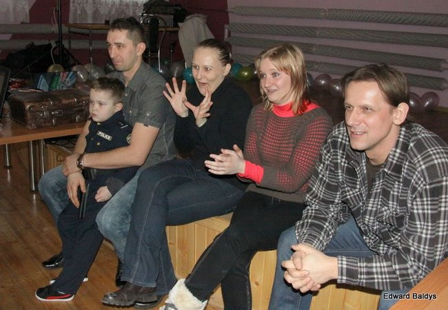 Dziecięcy karnawał w Wojnowicach (zdjęcia)