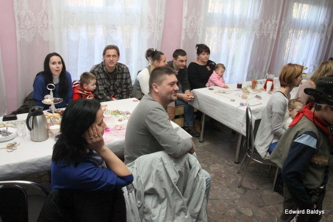 Dziecięcy karnawał w Wojnowicach (zdjęcia)