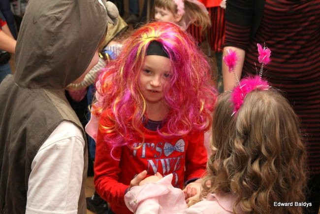 Dziecięcy karnawał w Wojnowicach (zdjęcia)