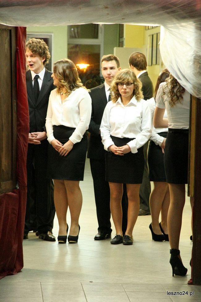 II LO bawi się u siebie (zdjęcia)