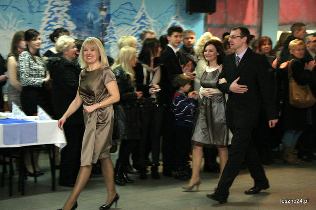 II LO bawi się u siebie (zdjęcia)