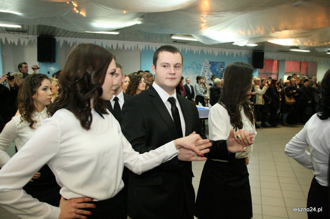 II LO bawi się u siebie (zdjęcia)