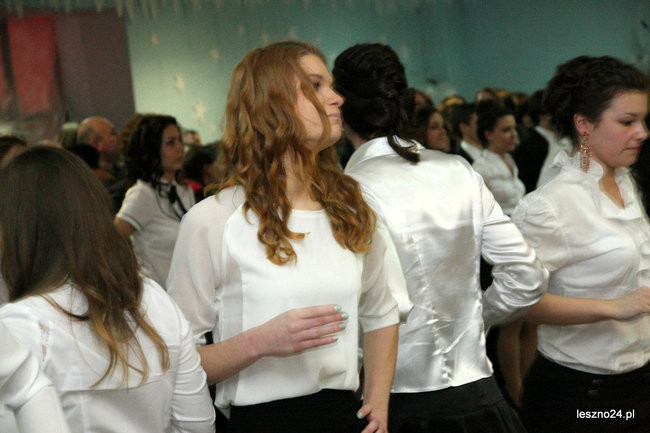 II LO bawi się u siebie (zdjęcia)